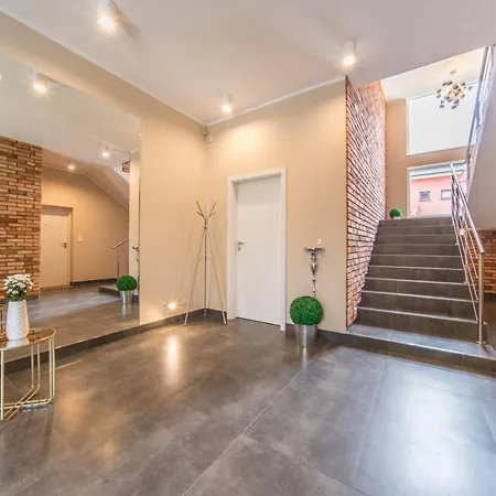 Mk Kaminski Δωμάτια σε οικογενειακή κατοικία *